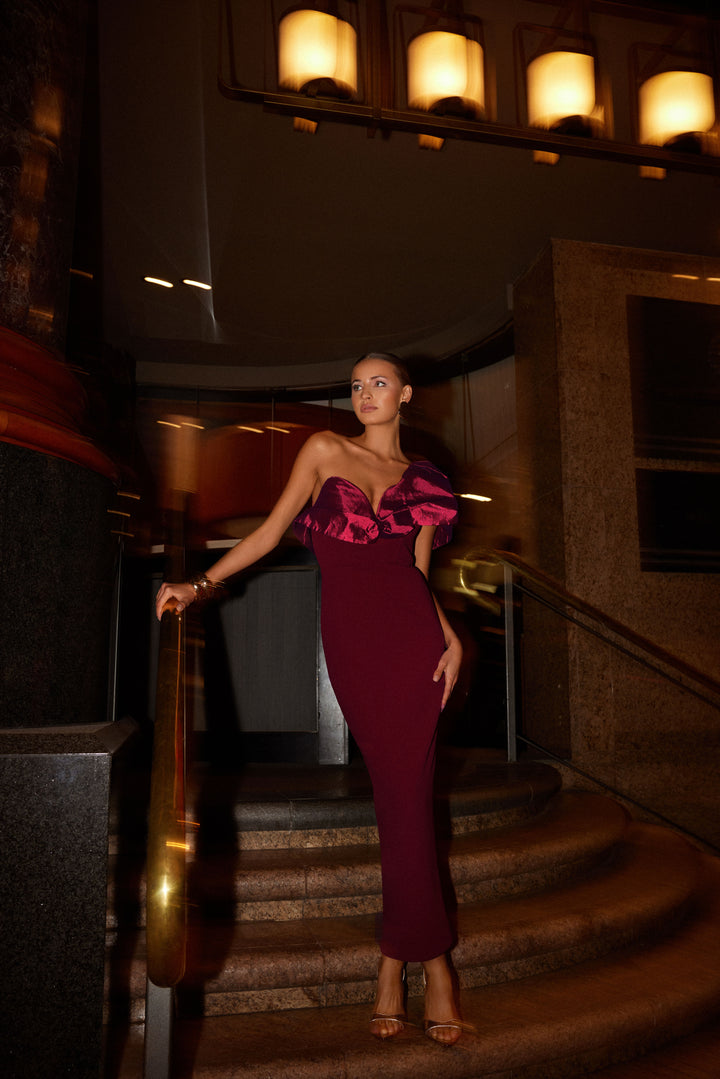 Naomi  Wine